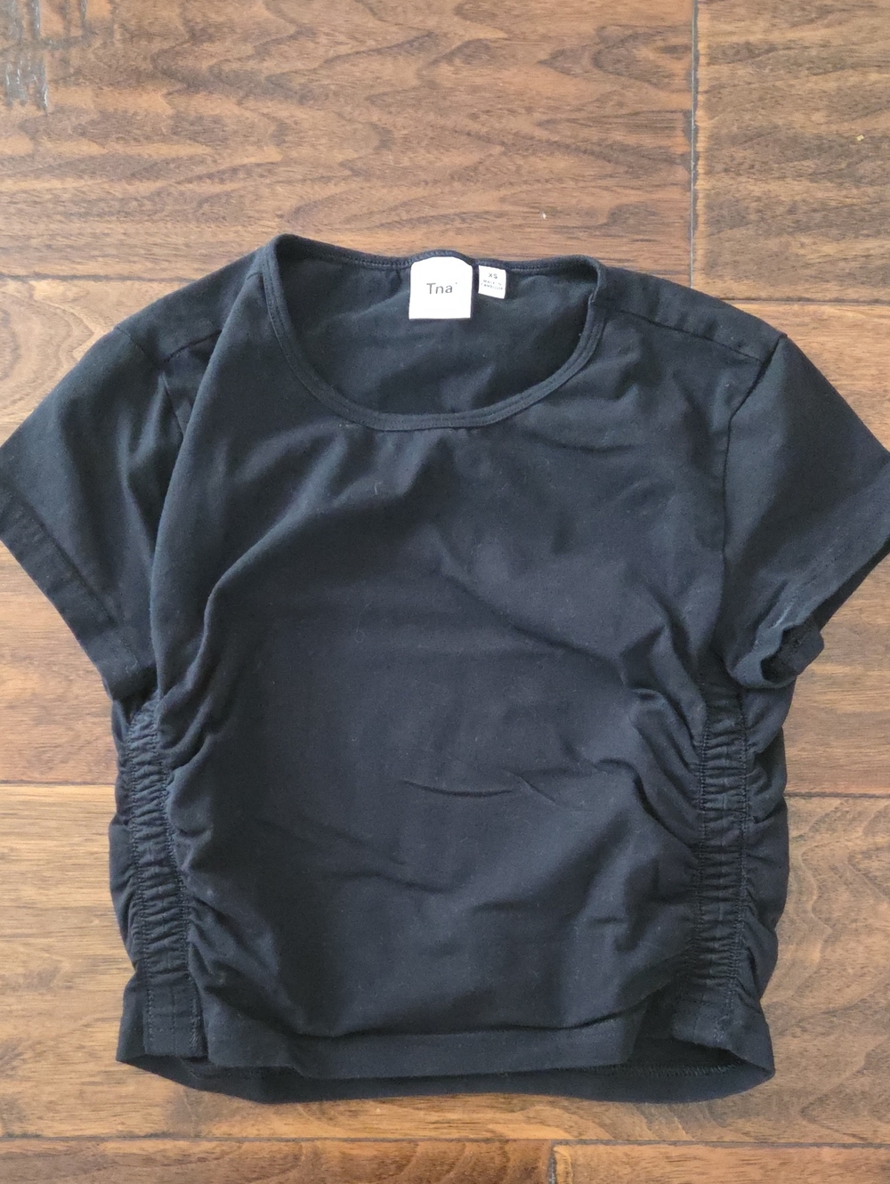 TNA Black Short Sleeve Cropped Top with Side Ruching. Size S